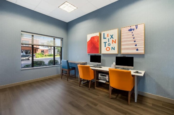 Holiday Inn Express & Suites - Lexington, an IHG Hotel image 25